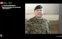 Forces Canadiennes - Démonstration d'une leçon d'exercise élémentaire à la halte