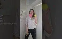Leçon de jonglage assez simple par DamDam qui finit plutôt bien sauf vers la fin 2 Leçon de jonglage assez simple par DamDam qui finit plutôt bien sauf vers la fin